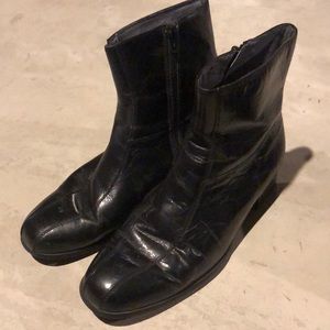 Botany 500 black boots.